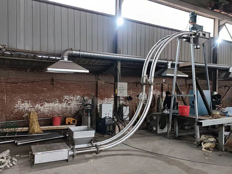 管鏈輸送機